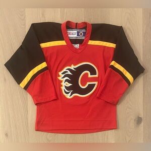 Vintage Youth Calgary Flames CCM NHL Hockey Blank Back Jersey